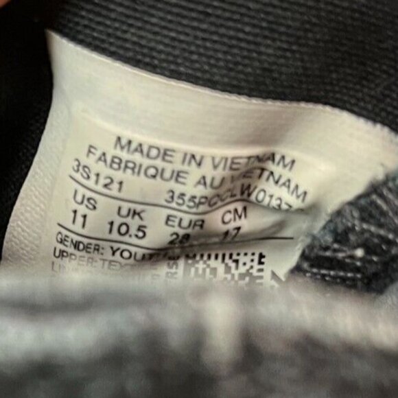 Converse Chuck Taylor All Star Kids Boys Size 11C Black Athletic Shoes Sneakers - Picture 9 of 9